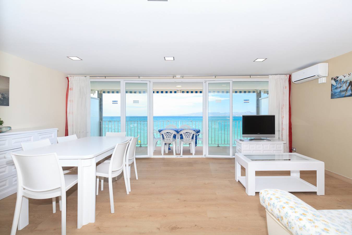 Entire apartment, Uhc Acantilados Apartments in Salou, Costa Dorada