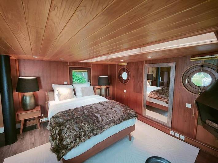 Bateau pour 2 personnes, avec terrasse ainsi que vue et sauna dans les Hauts-de-Seine - 2