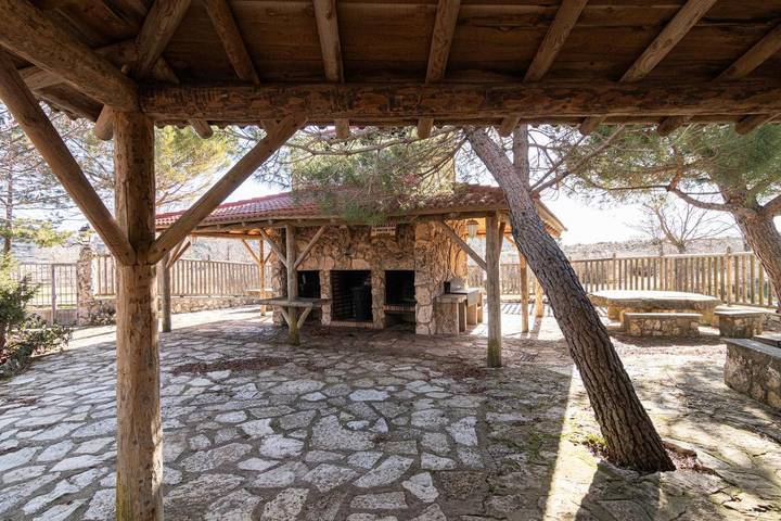 Casa de vacaciones para 10 personas, con jardín y piscina, Se admiten mascotas en Provincia de Cuenca - 2