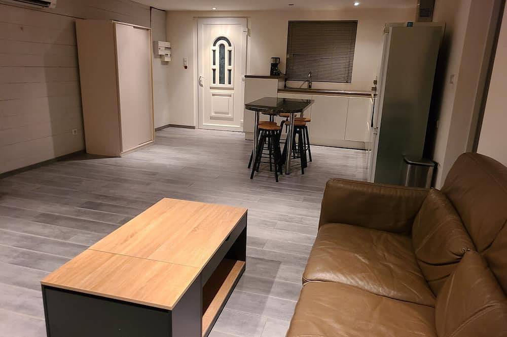 Appartement entier, Appartement 80 M² en Bourgogne in Le Creusot, Région d'Autun