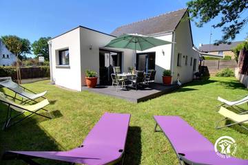 Gîte pour 6 personnes, avec terrasse et jardin à Auray