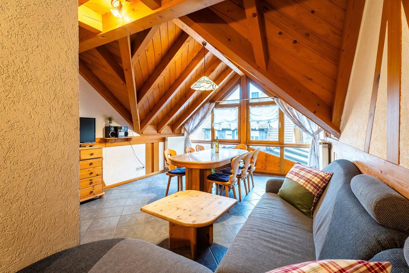 Ganze Wohnung, Apartment „Platzhirsch“ mit Balkon und Wlan in Oberharmersbach, Mittlerer Schwarzwald