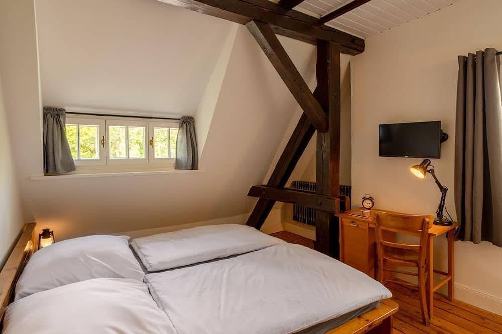 Doppelzimmer mit Wandverzierung - Museumsbahnhof Ahütte, foto 6