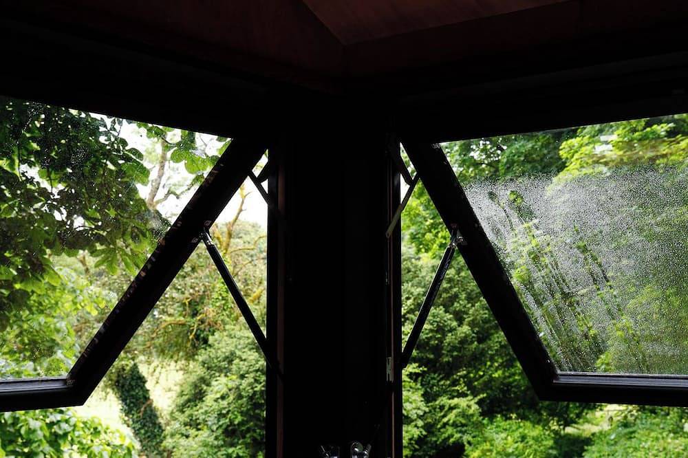 Luxury 1 bed Cabin & Outdoor Bath - 60 mins from Dublin - Go Analogue in Nature in Mullingar, County Westmeath