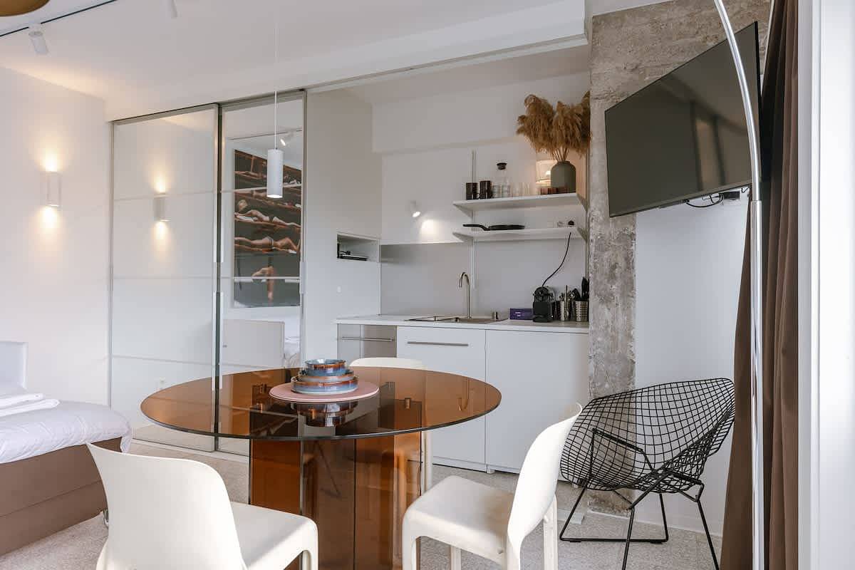 Ganze Ferienwohnung, Coastal studio - beach access a few steps away & kitchen in Knokke-Heist, Belgische Küste