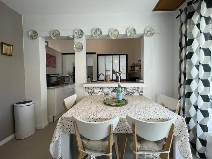 Gîte pour 4 personnes, avec terrasse ainsi que piscine et jardin, animaux acceptés en Pyrénées-Atlantiques - 4