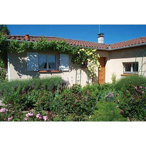 Location de vacances pour 4 personnes, avec jardin, animaux acceptés à Merville