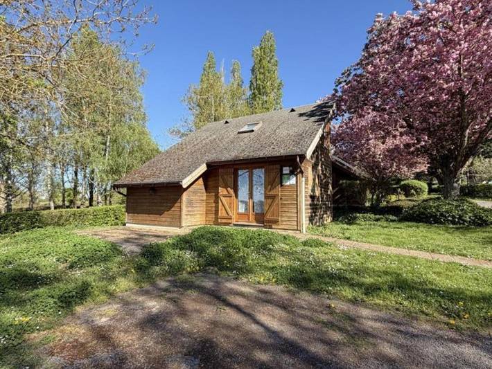 Chalet pour 4 personnes, avec jardin en Auvergne - 4