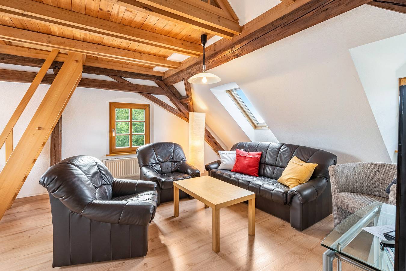 Apartamento entero, Apartamento 'Gutshof Lesch - Ferienwohnung 1' con jardín privado y Wi-Fi in Euba, Chemnitz