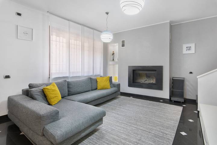 Casa vacanza per 6 persone, con Balcone e Giardino a Cornaredo