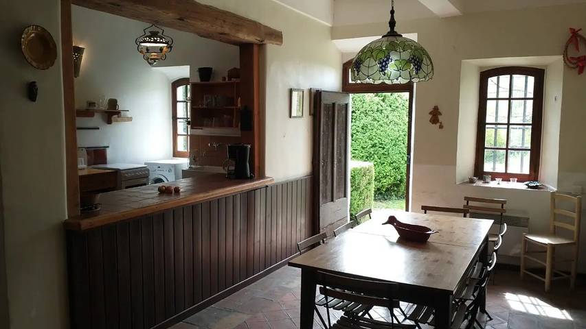 Location de vacances pour 10 personnes, avec piscine et jardin à Allemagne-en-Provence - 3