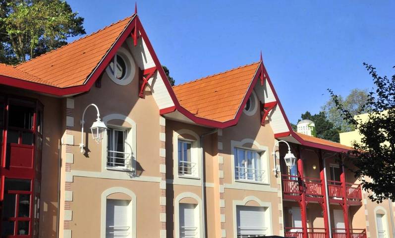 Location de vacances pour 4 personnes, avec terrasse dans Parc Mauresque Arcachon