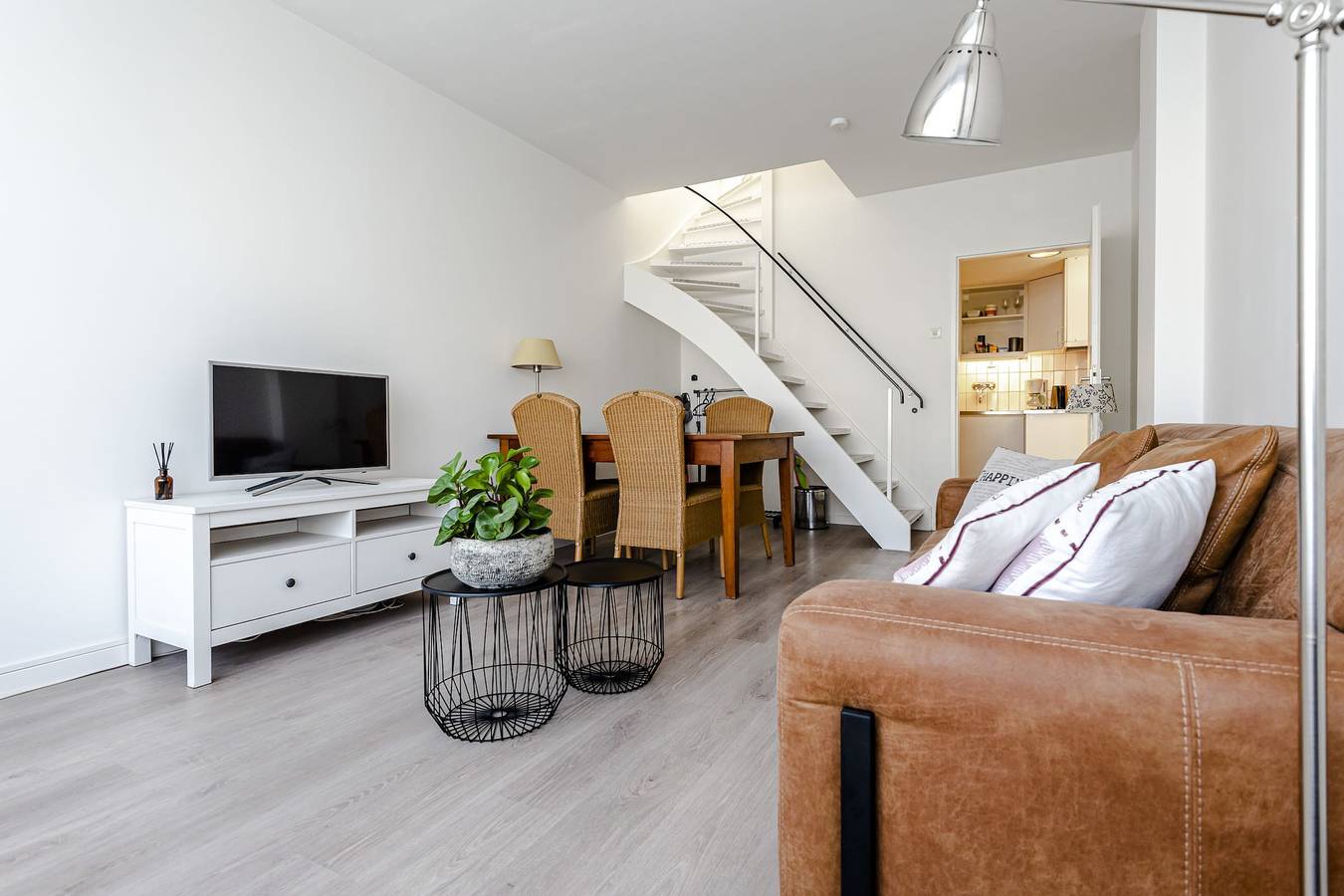 Entire apartment, De Jacobsschelp Zandvoort with free parking in Zandvoort, North Sea Netherlands