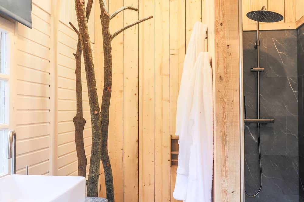 Chalet  avec Jacuzzi et poêle à bois in Amayé-sur-Orne, Région de Caen