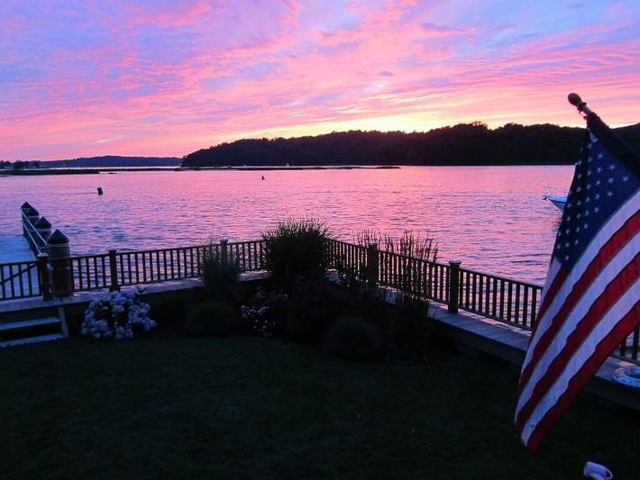 Vacation rental for 12 people, with yard in Monmouth County