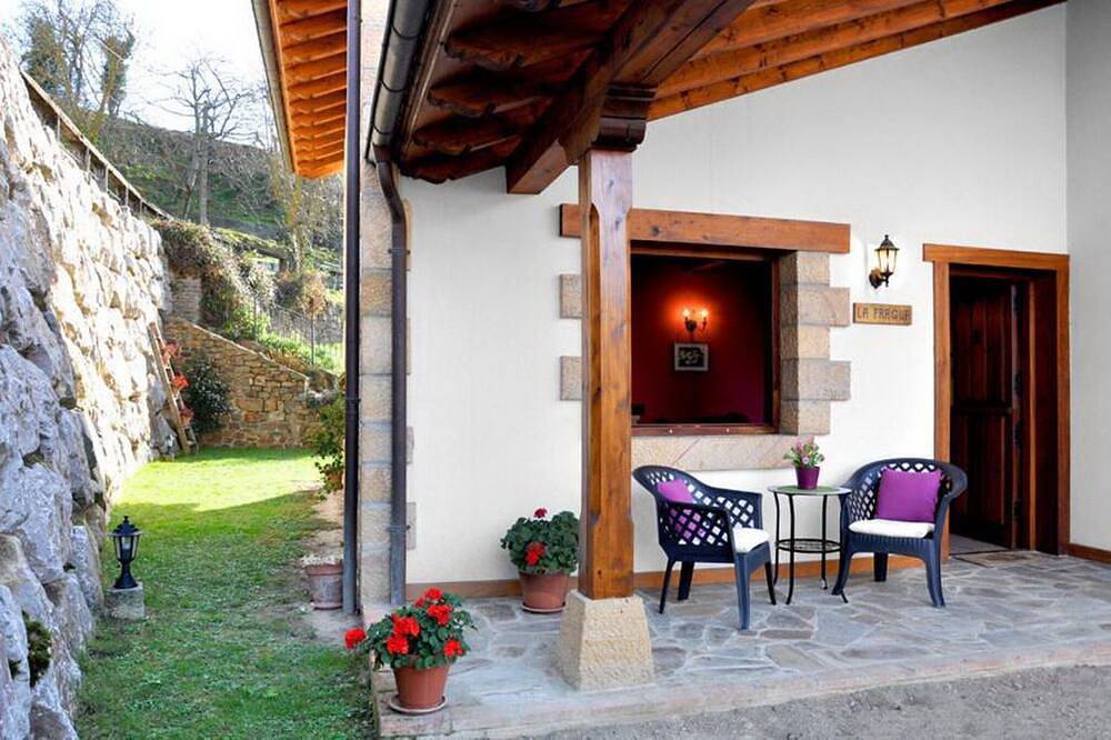 Apartamento entero, Lovely rustic style apartment for 2 people in Pesaguero, Cordillera Cantábrica
