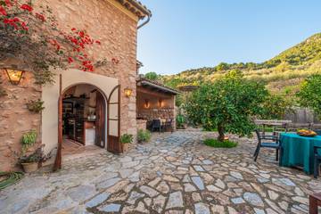 Chalet in Fornalutx, Serra de Tramuntana Chalet in Fornalutx, Serra de Tramuntana für 4