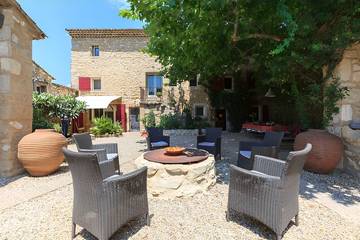 Chambre d’hôte pour 4 personnes, avec piscine et jardin à Robion
