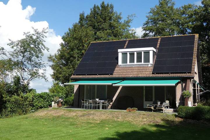 Ferienhaus für 12 Personen, mit Garten und Terrasse