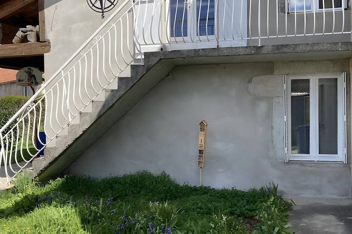 Location de vacances pour 5 personnes, avec Jardin à Vertamboz