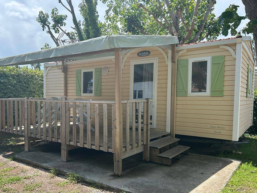 Camping Le Mas de L'isle - Mobilheim 5 personen - Hawai 2 Schlafzimmer - 28m² - mit Klima + Tv - überdachte Terrasse 13 m² in Lunel, Mittelmeerküste (Frankreich)