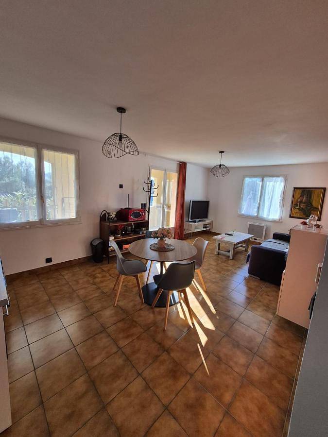 Appartement de vacances pour 4 personnes, avec terrasse, animaux acceptés