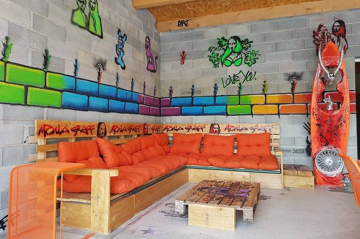 Location de vacances pour 12 personnes, avec jardin ainsi que sauna et jacuzzi à Montséret - 2