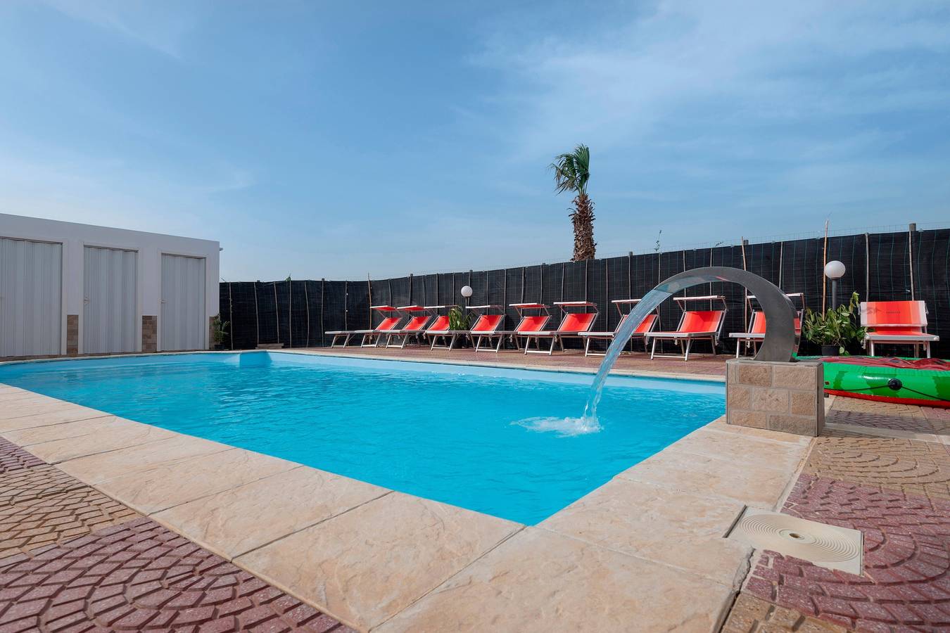 Villa "Casa Vacanza Errante" con vista mare, piscina e Wi-Fi in Contrada Fiori, Menfi