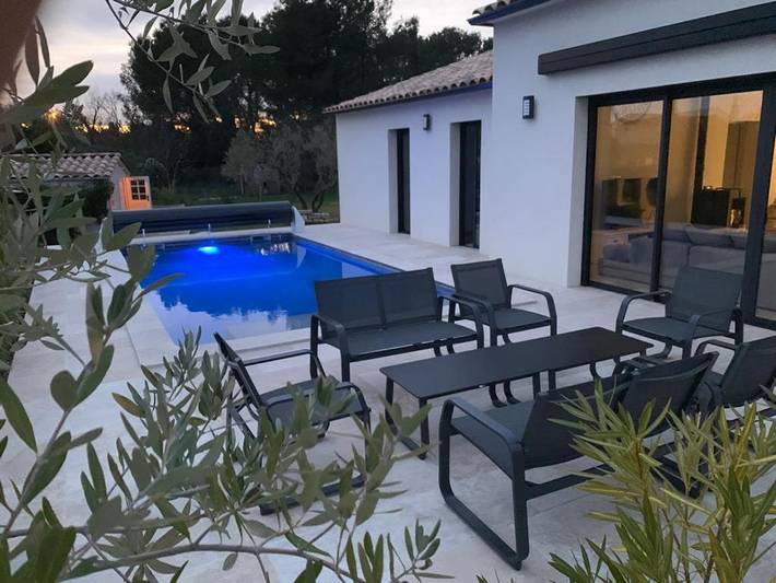 Location de vacances pour 10 personnes, avec jardin et piscine à Garrigues-Sainte-Eulalie - 3