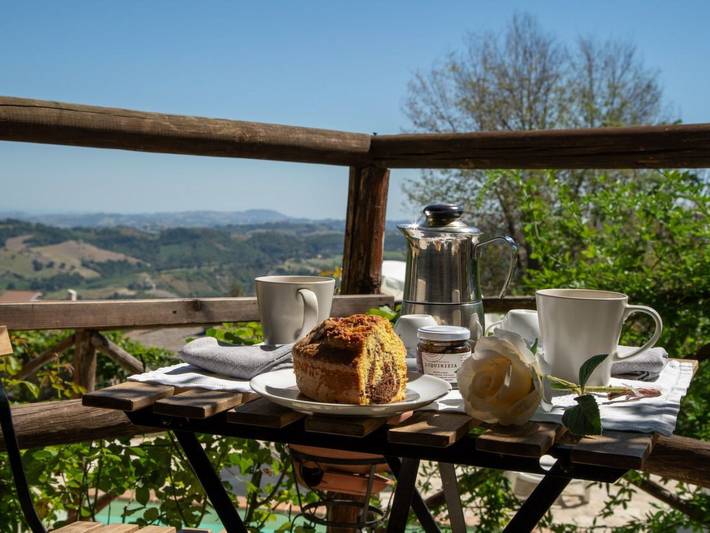 Villa mit privatem Pool in der Nähe des Dorfes in Monte San Martino, Provincia di Macerata