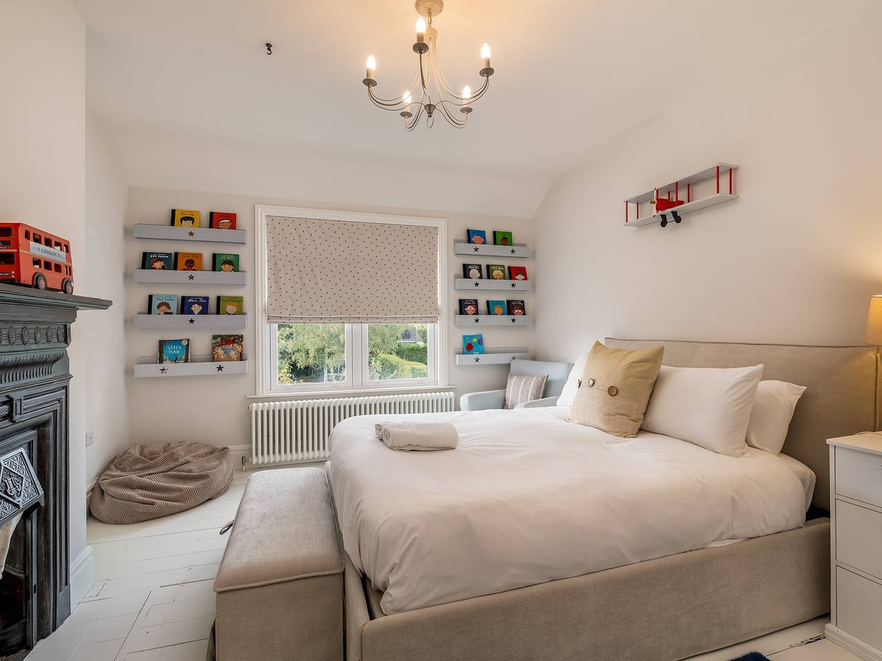 Stunning Modern Countryside Home | Passthekeys® in Abbots Langley, Hertfordshire