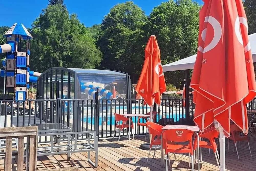 Camping 3 étoiles - Piscine  - ccaihgb in Seix, Parc naturel régional des Pyrénées ariégeoises