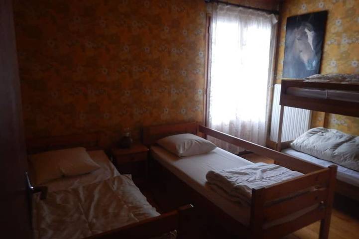 Gîte pour 12 personnes, avec jardin et balcon, animaux acceptés à Val-des-Prés - 3