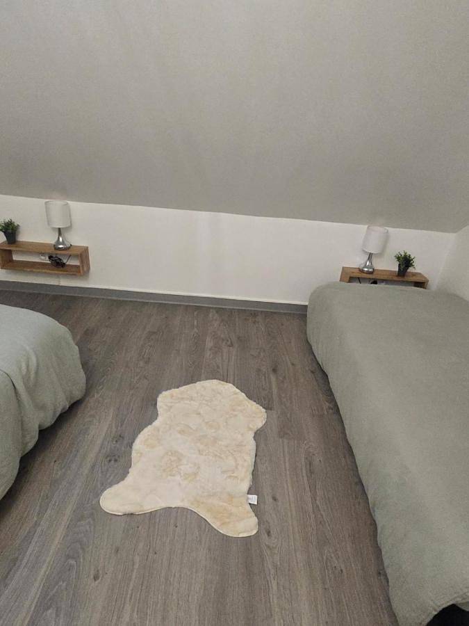 Location de vacances pour 6 personnes, avec terrasse et vue à Hell-Bourg - 4