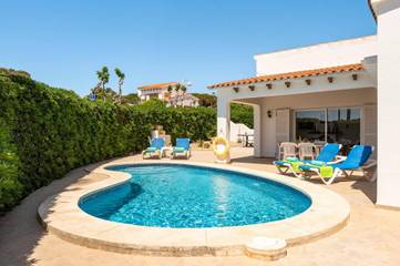Villa in Sant Lluís, Coast of Menorca für 6 