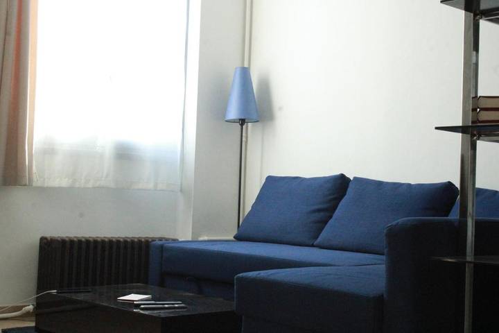 Gîte pour 3 personnes dans Gare De Versailles Chantiers