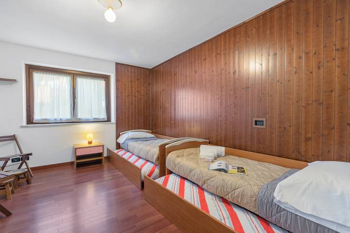 Ganze Wohnung, The Sunflower - Apt with Balcony and Private Parking in Bardonecchia, Turin Provinz