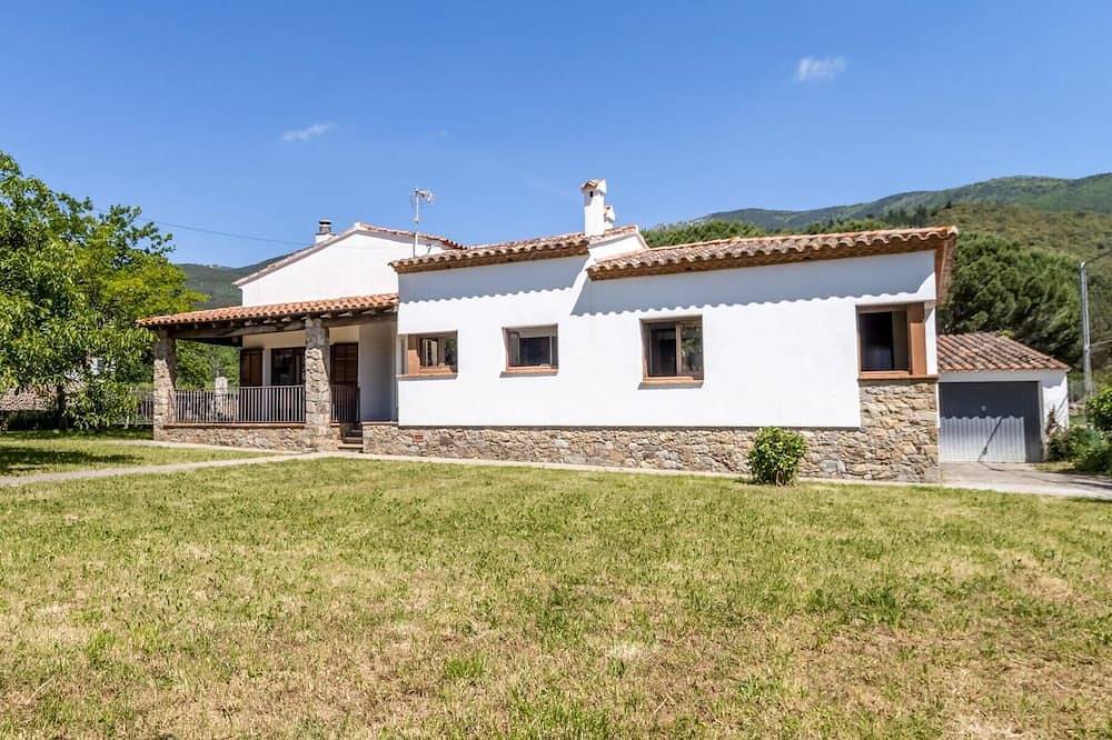 Can Cardina - Casa con jardín cerca de Francia in Massanet de Cabrenys, Alt Empordà