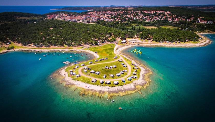 Camping für 5 Personen, mit Ausblick und Terrasse in Medulin - 3