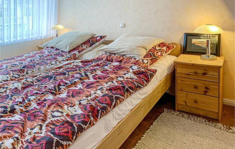 Ganze Ferienwohnung, Gemütliches Apartment 500m vom Strand mit Parkplatz und Küche in Gollwitz, Nordwestmecklenburg (Wismar und Umgebung)
