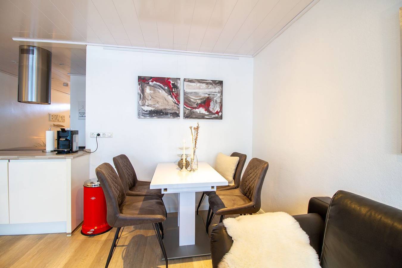 Entire apartment, Exklusive 47 m² Wohnung, 2021 renoviert, erstklassige Lage am Kurpark. in Timmendorfer Strand, East Holstein