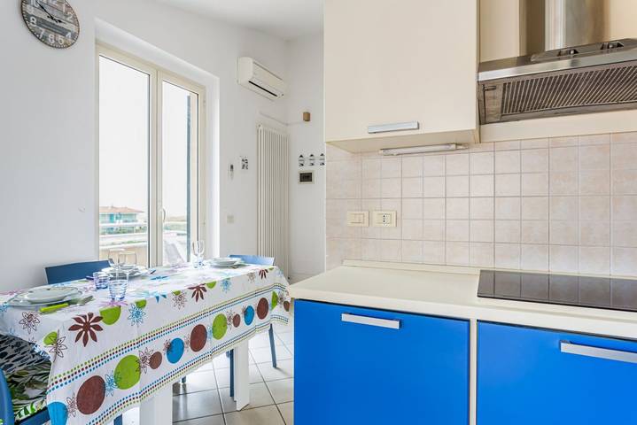 Ferienwohnung für 4 Personen, mit Balkon/Terrasse und Balkon sowie Terrasse in Fano - 3