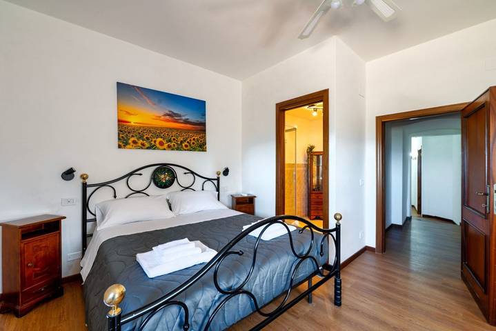 Appartamento intero, Guesthost - Il Girasole - Lovely Spello Apartment in Spello, Perugia e dintorni