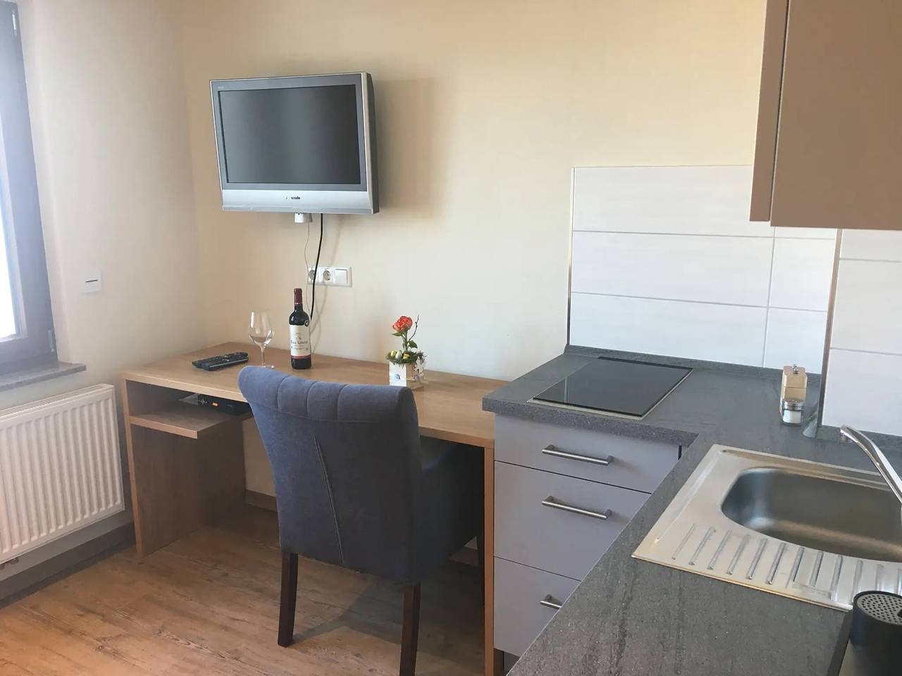 Ganze Wohnung, Apartment 8 mit Gemeinschaftsterrasse und Wlan in Mössingen, Neckar-Alb