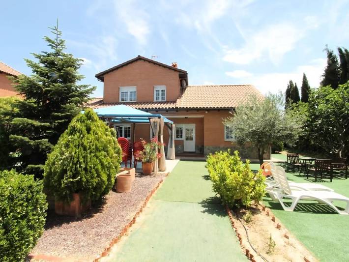 Casa rural para 16 personas, con jardín y piscina en La Sagra - 3