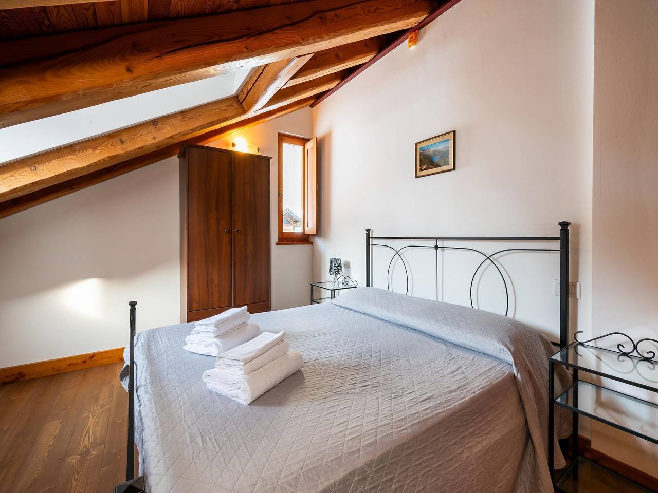 Appartamento intero, Attico in edificio storico, con aria condizionata in Ceresole Reale, Canavese