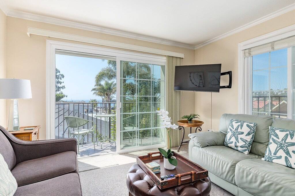 Ganze Wohnung, Dog-Ok at Capitola Vista #4 in Capitola, Santa Cruz County