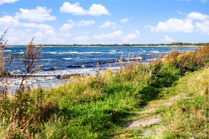 Ferienhaus für 4 Personen, mit Terrasse in Råbylille Strand - 2