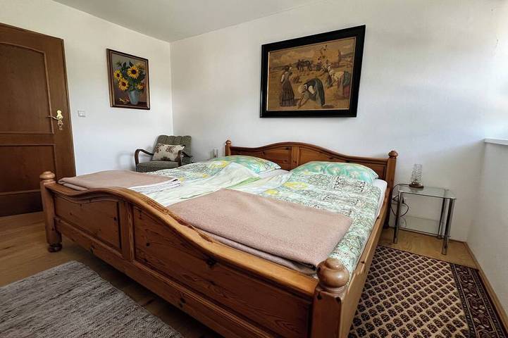 Ganze Wohnung, Stammhaus 100qm für max. 4 Pers. mit zwei Schlafzimmern in Obing, Landkreis Traunstein