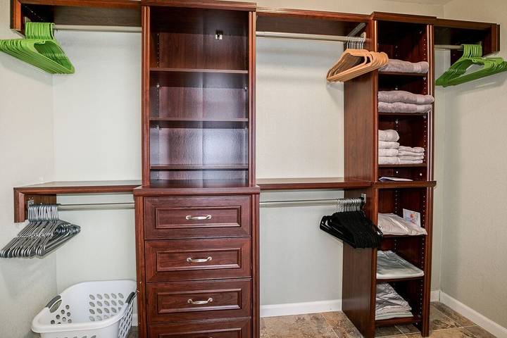 Vacation rental for 8 people, with yard in San Tan Valley